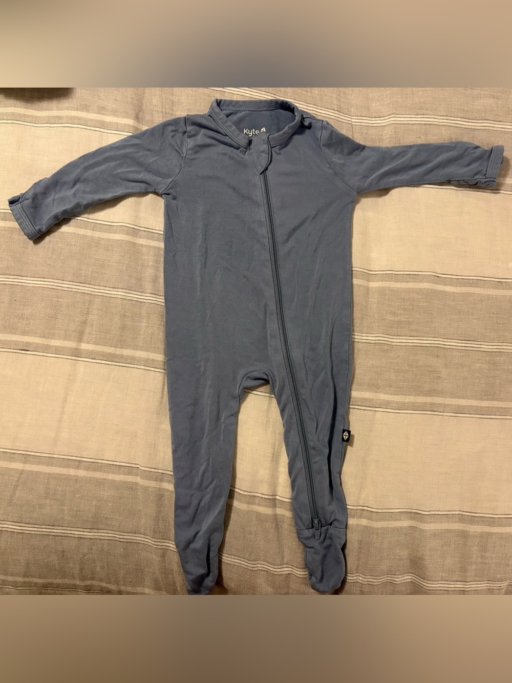 Kyte Baby Bamboo Zipper Footie 0-3M in Slate blue